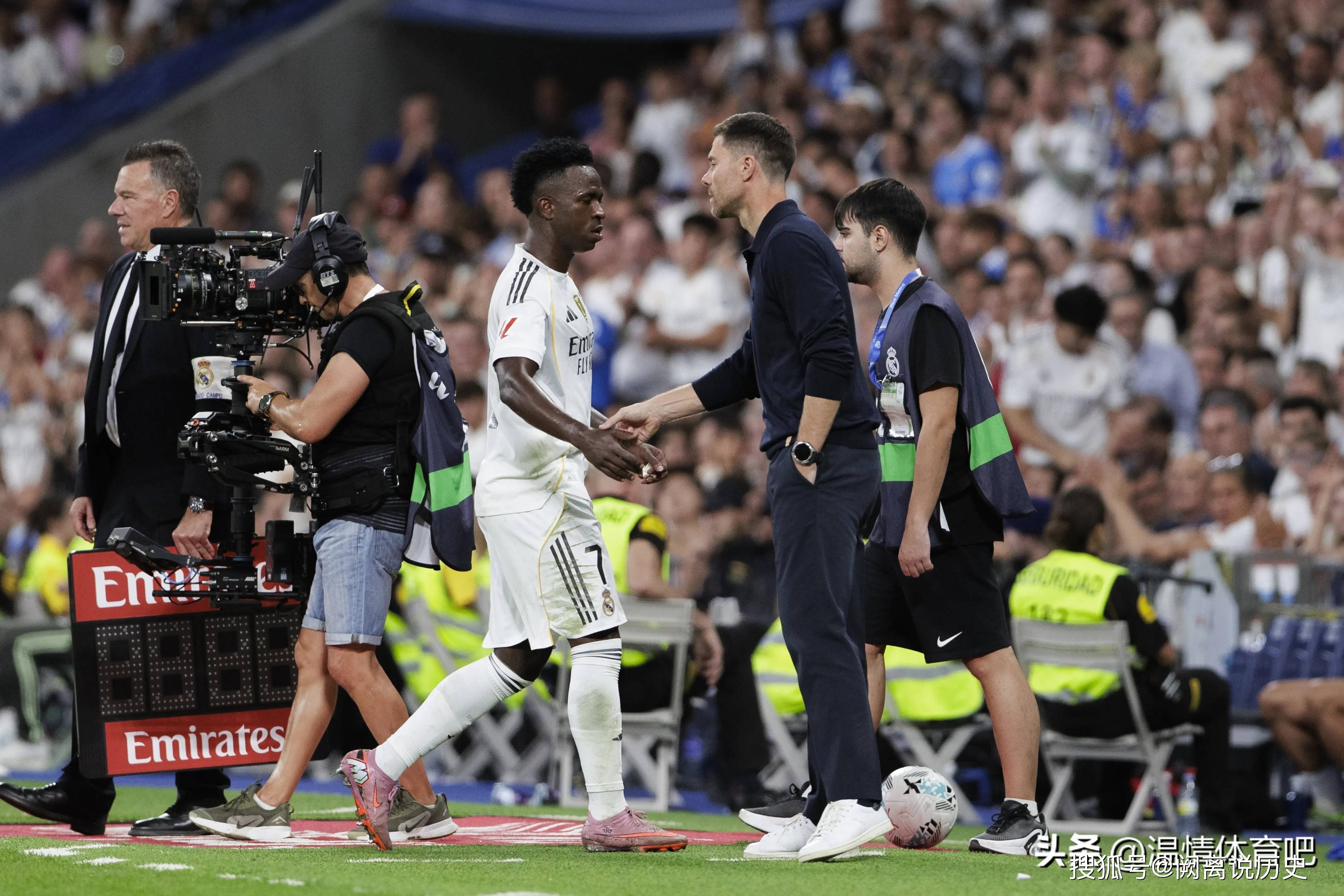 4-1！西甲6连胜！皇马缔造3大纪录，除了双子星，3位新援功不可没