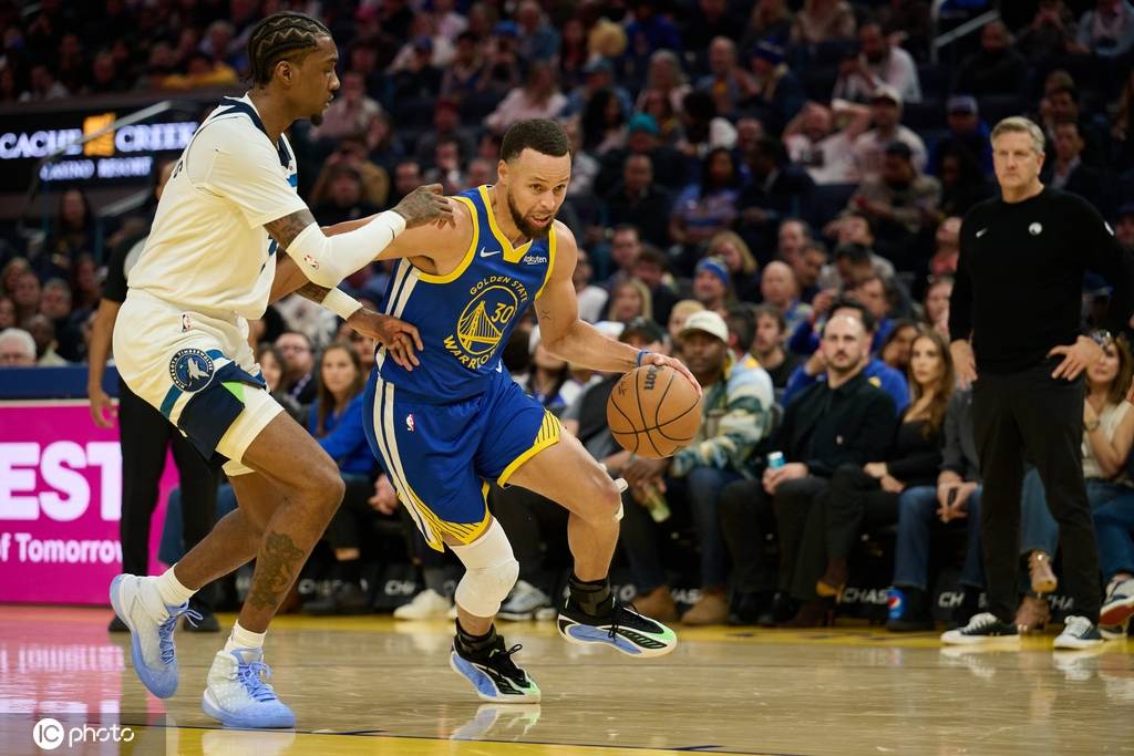 库里复出39分爱德华兹伤停 勇士惜败残阵森林狼